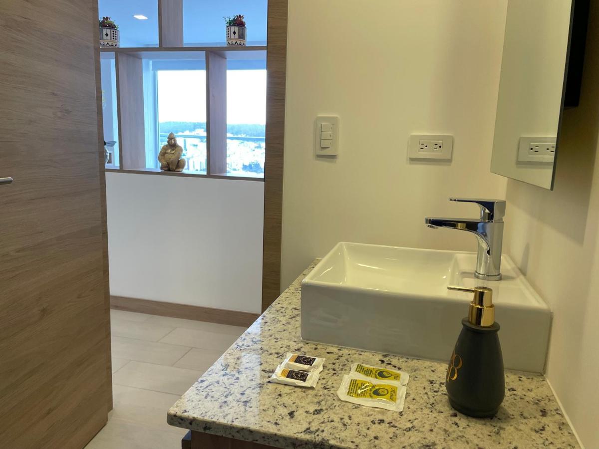 Nueva Suite-Piso 21 Vista La Carolina @One Quito Ngoại thất bức ảnh